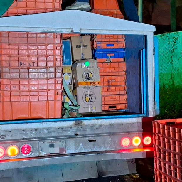 Aseguran Cargamento de Pirotecnia en el Puente Tampico, Tamaulipas